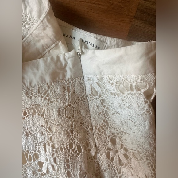 TRENDING: LACE ‼️Ivory/offwhite lace midi skirt - Picture 2 of 5